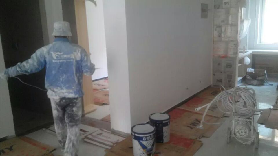 油漆工，為誰辛苦為誰忙