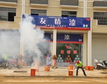 我想把低碳、健康、環(huán)保的友情漆帶給蘄春的每個家庭